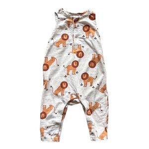 Old Navy lion print jumper 6-12 months